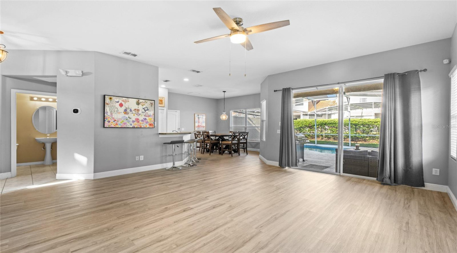 DAVENPORT, Florida 33897, 5 Bedrooms Bedrooms, ,3 BathroomsBathrooms,Residential,For Sale,BRUNELLO,0,MFRO6403615