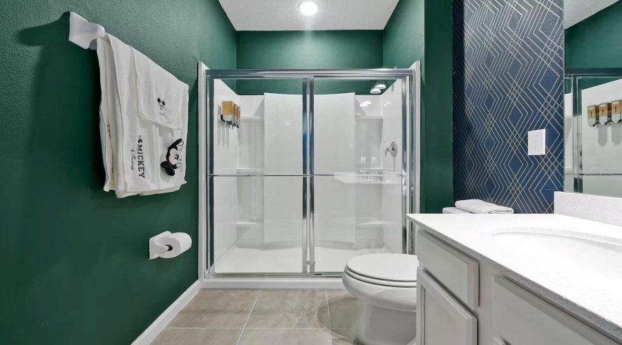 KISSIMMEE, Florida 34746, 12 Bedrooms Bedrooms, ,11 BathroomsBathrooms,Residential,For Sale,GANESHA,0,MFRO6409228