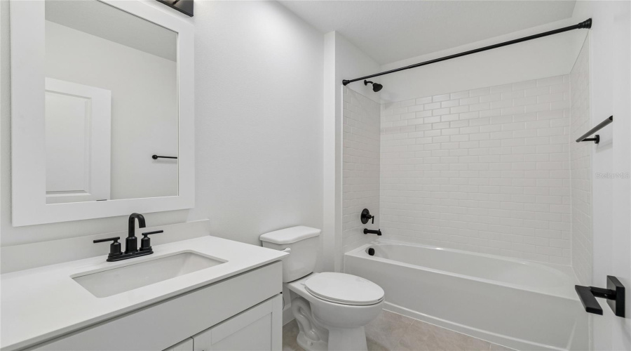 DAVENPORT, Florida 33837, 4 Bedrooms Bedrooms, ,2 BathroomsBathrooms,Residential,For Sale,REIN,0,MFRO6409254