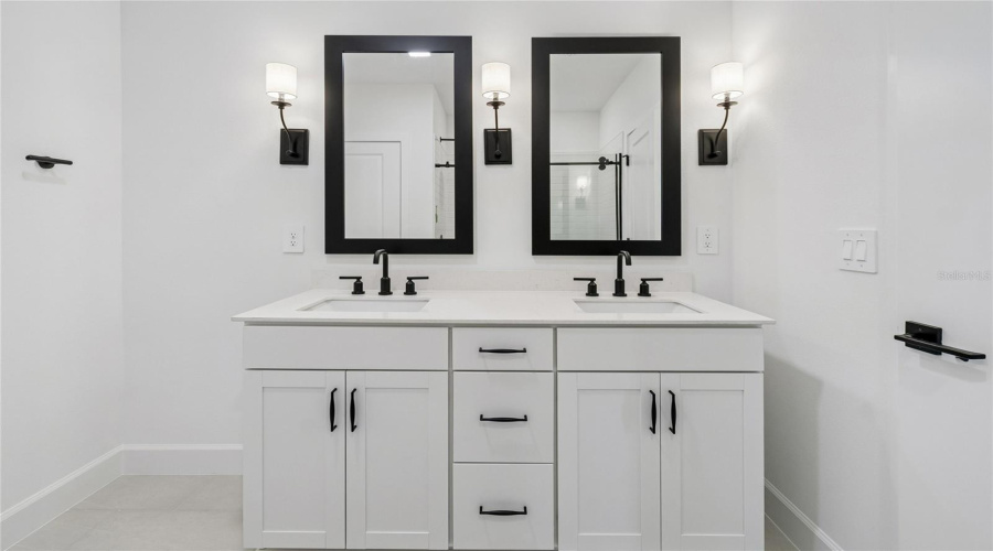 DAVENPORT, Florida 33837, 4 Bedrooms Bedrooms, ,2 BathroomsBathrooms,Residential,For Sale,REIN,0,MFRO6409254