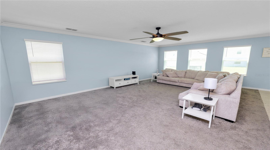 DAVENPORT, Florida 33837, 5 Bedrooms Bedrooms, ,3 BathroomsBathrooms,Residential,For Sale,FILLMORE,0,MFRL4955312