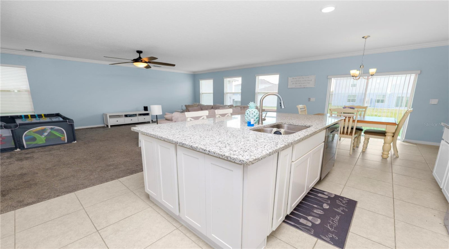 DAVENPORT, Florida 33837, 5 Bedrooms Bedrooms, ,3 BathroomsBathrooms,Residential,For Sale,FILLMORE,0,MFRL4955312
