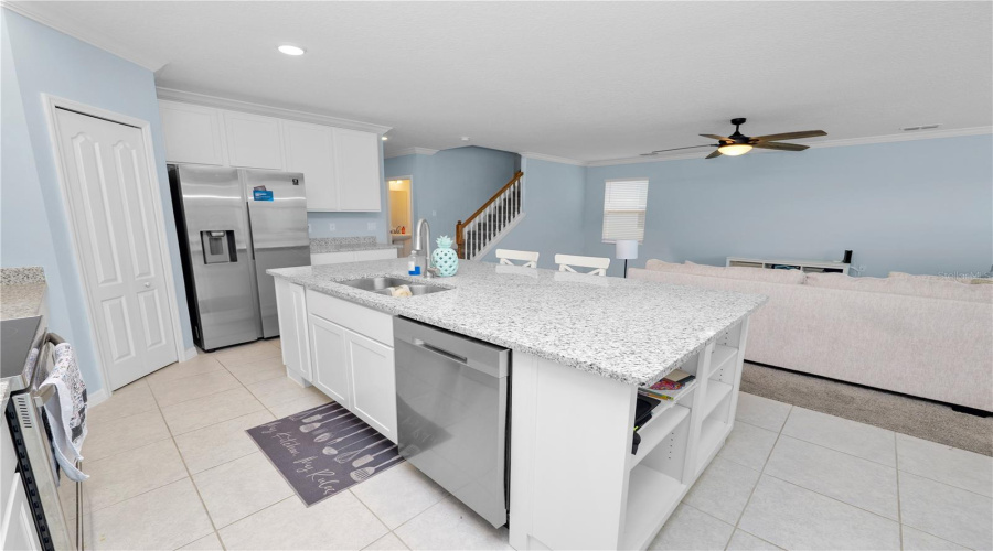 DAVENPORT, Florida 33837, 5 Bedrooms Bedrooms, ,3 BathroomsBathrooms,Residential,For Sale,FILLMORE,0,MFRL4955312