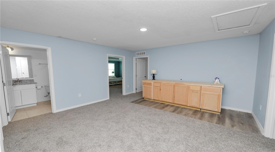 DAVENPORT, Florida 33837, 5 Bedrooms Bedrooms, ,3 BathroomsBathrooms,Residential,For Sale,FILLMORE,0,MFRL4955312