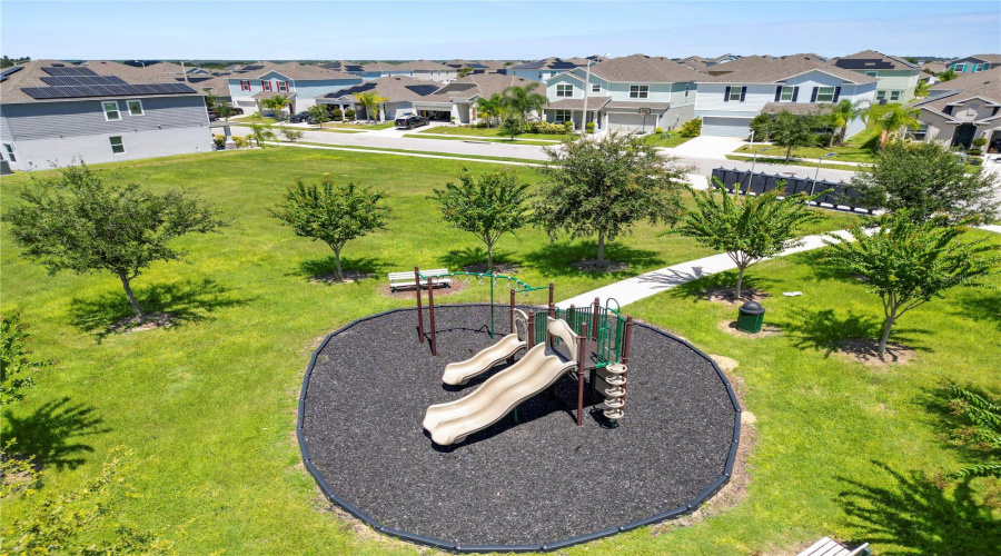 DAVENPORT, Florida 33837, 5 Bedrooms Bedrooms, ,3 BathroomsBathrooms,Residential,For Sale,FILLMORE,0,MFRL4955312