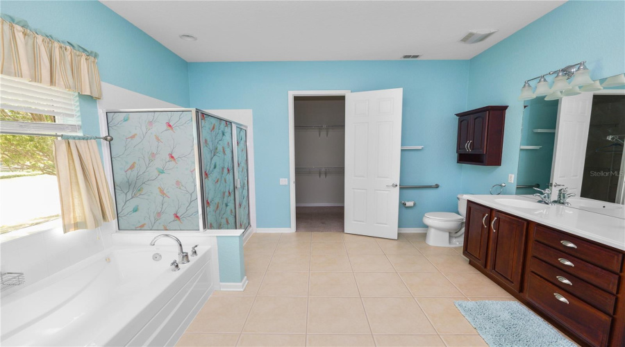 DAVENPORT, Florida 33837, 3 Bedrooms Bedrooms, ,2 BathroomsBathrooms,Residential,For Sale,ARENA,0,MFRL4962006