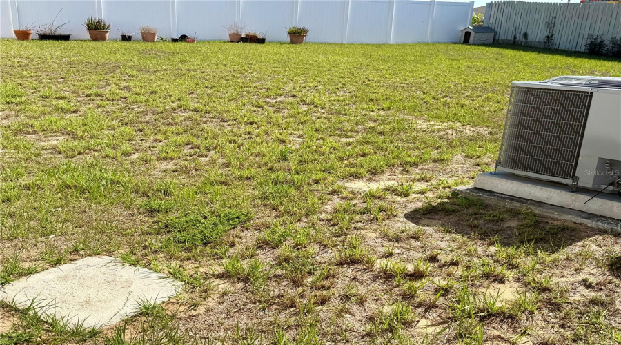 DAVENPORT, Florida 33837, 4 Bedrooms Bedrooms, ,2 BathroomsBathrooms,Residential,For Sale,LOBELIA,0,MFRO6409101