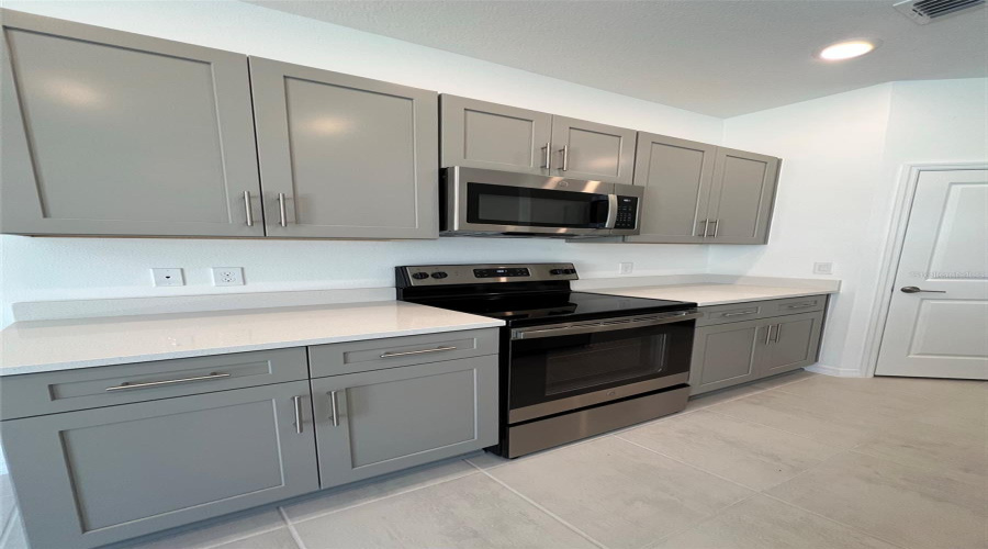 KISSIMMEE, Florida 34746, 3 Bedrooms Bedrooms, ,2 BathroomsBathrooms,Residential,For Sale,TEOLI,0,MFRO6409362