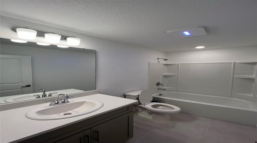 KISSIMMEE, Florida 34746, 3 Bedrooms Bedrooms, ,2 BathroomsBathrooms,Residential,For Sale,TEOLI,0,MFRO6409362