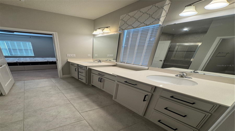 DAVENPORT, Florida 33896, 4 Bedrooms Bedrooms, ,2 BathroomsBathrooms,Residential,For Sale,SIESTA VISTA,0,MFRS5150064