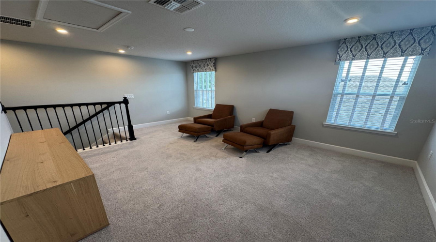 DAVENPORT, Florida 33896, 4 Bedrooms Bedrooms, ,2 BathroomsBathrooms,Residential,For Sale,SIESTA VISTA,0,MFRS5150064
