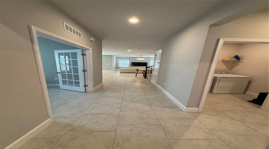 DAVENPORT, Florida 33896, 4 Bedrooms Bedrooms, ,2 BathroomsBathrooms,Residential,For Sale,SIESTA VISTA,0,MFRS5150064