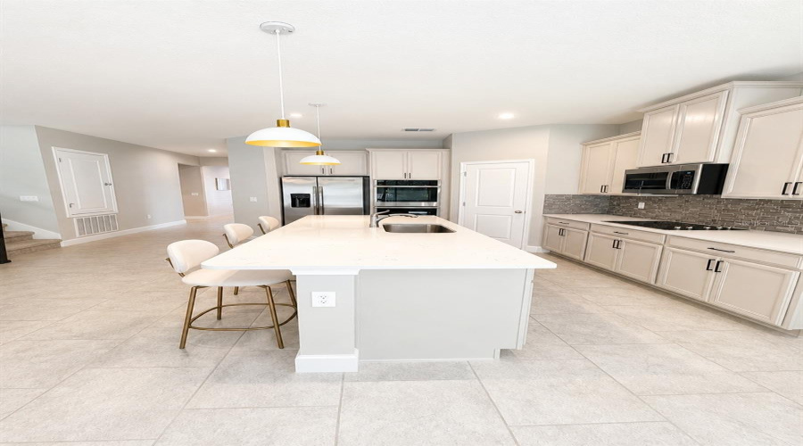 DAVENPORT, Florida 33896, 4 Bedrooms Bedrooms, ,2 BathroomsBathrooms,Residential,For Sale,SIESTA VISTA,0,MFRS5150064