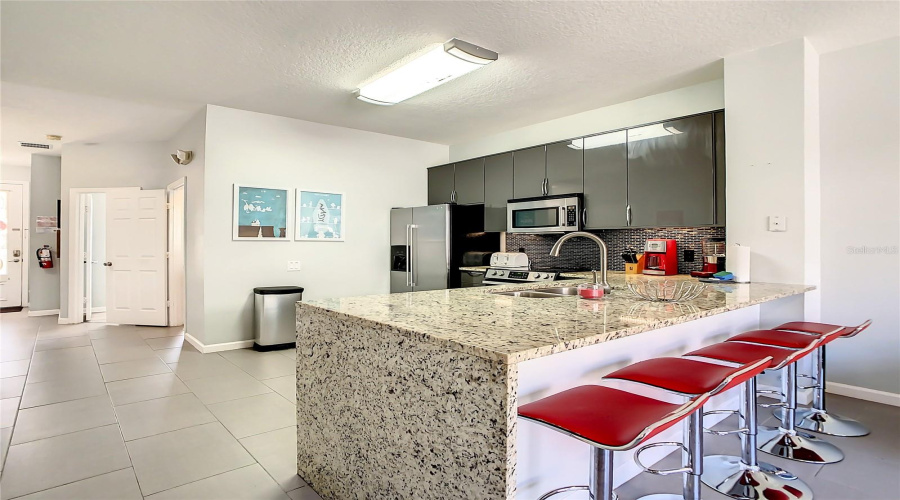 KISSIMMEE, Florida 34747, 3 Bedrooms Bedrooms, ,3 BathroomsBathrooms,Residential,For Sale,SILVER PALM,0,MFRO6409310