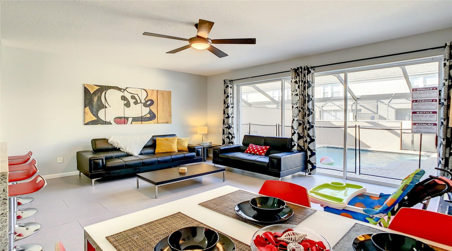 KISSIMMEE, Florida 34747, 3 Bedrooms Bedrooms, ,3 BathroomsBathrooms,Residential,For Sale,SILVER PALM,0,MFRO6409310