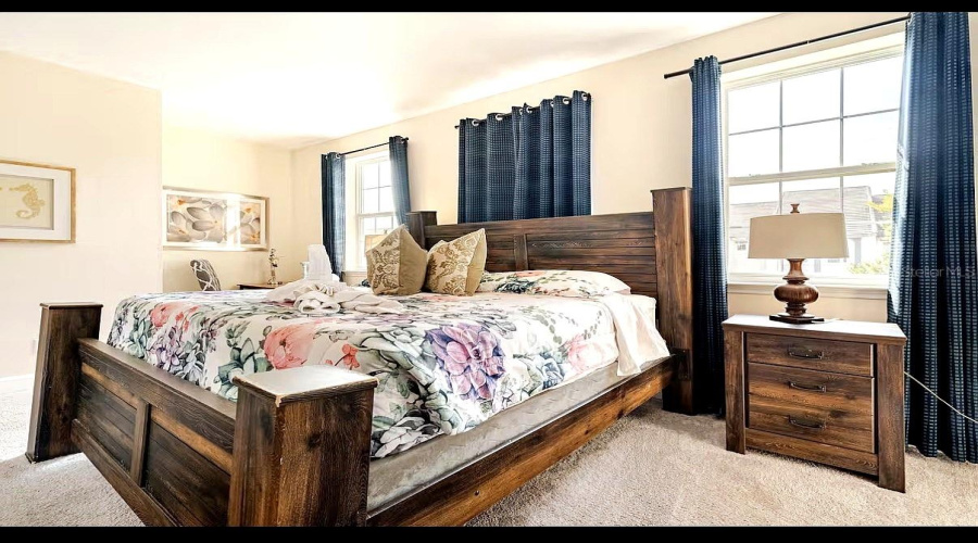 DAVENPORT, Florida 33896, 4 Bedrooms Bedrooms, ,3 BathroomsBathrooms,Residential,For Sale,CAPTIVA,0,MFRO6409312
