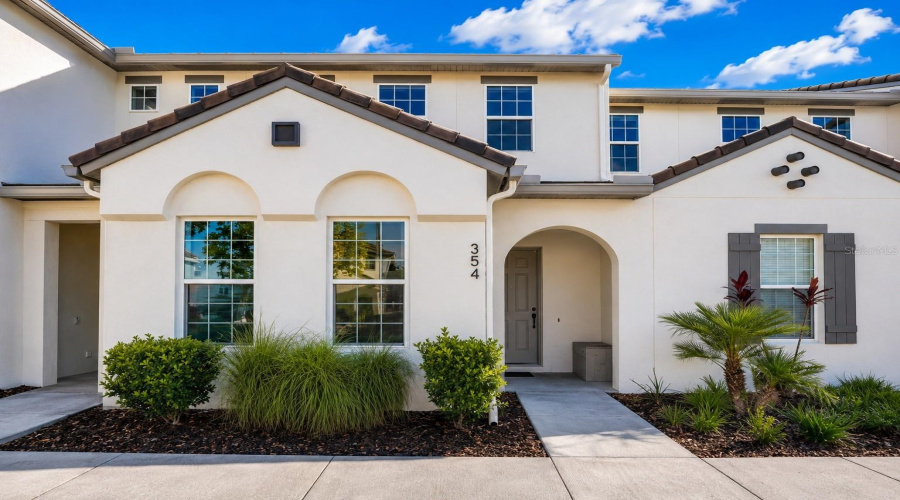 DAVENPORT, Florida 33896, 4 Bedrooms Bedrooms, ,3 BathroomsBathrooms,Residential,For Sale,CAPTIVA,0,MFRO6409312