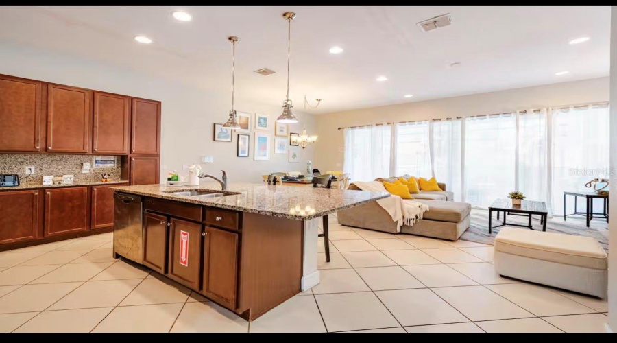 DAVENPORT, Florida 33896, 4 Bedrooms Bedrooms, ,3 BathroomsBathrooms,Residential,For Sale,CAPTIVA,0,MFRO6409312