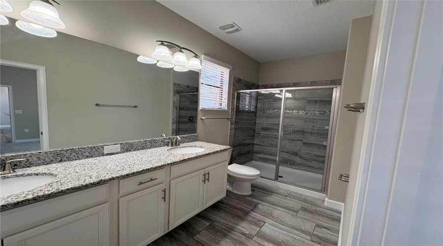 DAVENPORT, Florida 33837, 5 Bedrooms Bedrooms, ,5 BathroomsBathrooms,Residential,For Sale,SOLTERRA,0,MFRP4938770