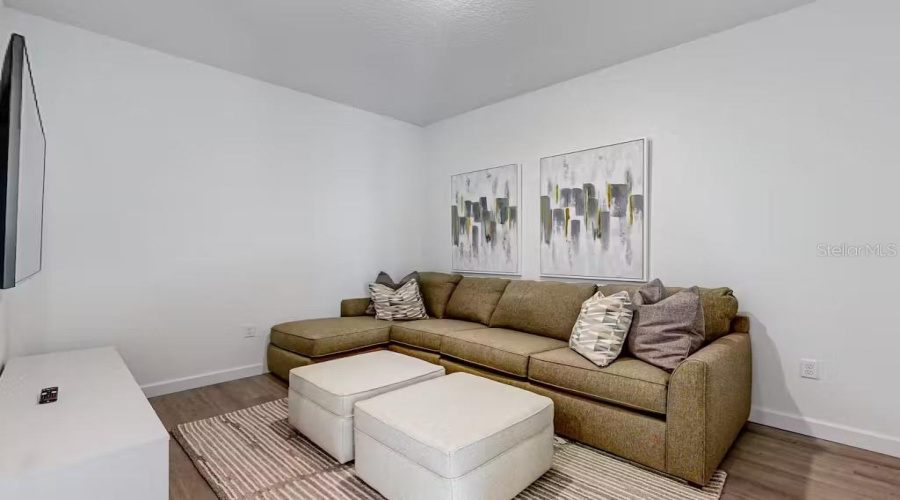 DAVENPORT, Florida 33896, 4 Bedrooms Bedrooms, ,4 BathroomsBathrooms,Residential,For Sale,TRIKOMO,0,MFRO6409292