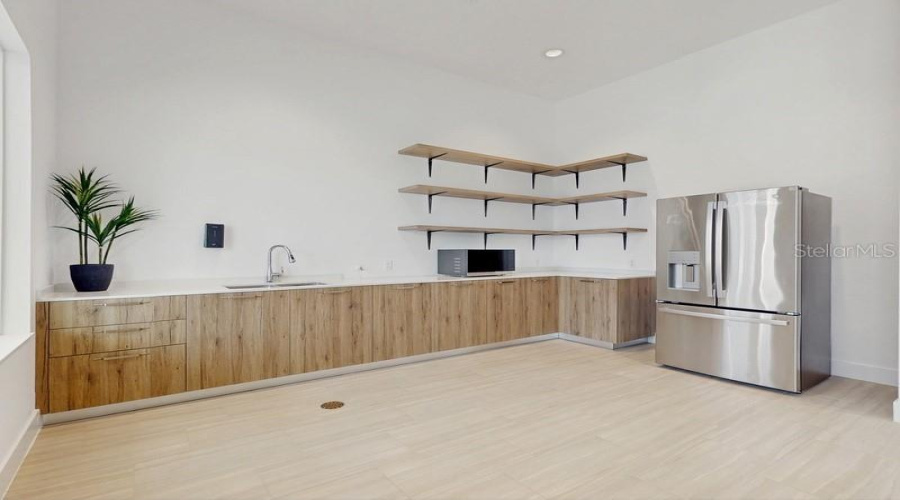 DAVENPORT, Florida 33896, 4 Bedrooms Bedrooms, ,4 BathroomsBathrooms,Residential,For Sale,TRIKOMO,0,MFRO6409292