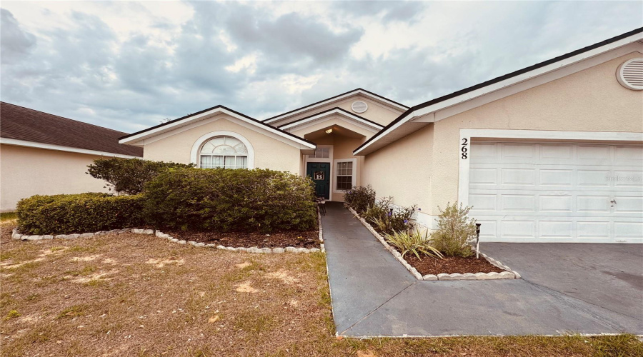 DAVENPORT, Florida 33897, 3 Bedrooms Bedrooms, ,2 BathroomsBathrooms,Residential,For Sale,HAVERSHAM,0,MFRO6408114