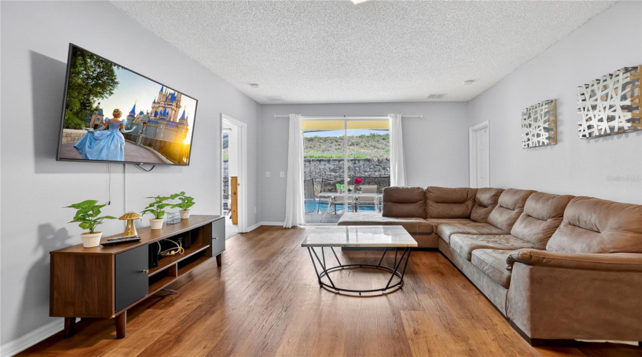 DAVENPORT, Florida 33837, 3 Bedrooms Bedrooms, ,2 BathroomsBathrooms,Residential,For Sale,SUNSET VIEW,0,MFRO6407760