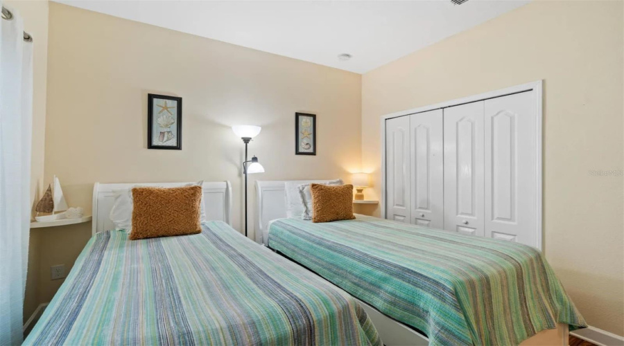 KISSIMMEE, Florida 34747, 5 Bedrooms Bedrooms, ,4 BathroomsBathrooms,Residential,For Sale,BEACH PALM,0,MFRO6409330