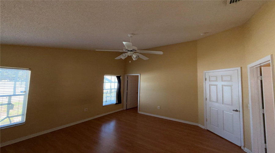 DAVENPORT, Florida 33837, 3 Bedrooms Bedrooms, ,2 BathroomsBathrooms,Residential,For Sale,PRINCE CHARLES,0,MFRS5150116