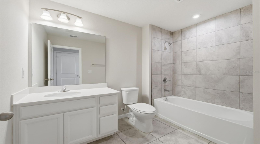 DAVENPORT, Florida 33837, 3 Bedrooms Bedrooms, ,2 BathroomsBathrooms,Residential,For Sale,SYDNEY,0,MFRO6409183