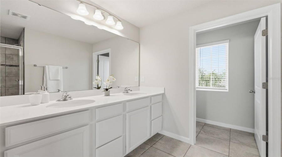 DAVENPORT, Florida 33837, 3 Bedrooms Bedrooms, ,2 BathroomsBathrooms,Residential,For Sale,SYDNEY,0,MFRO6409183