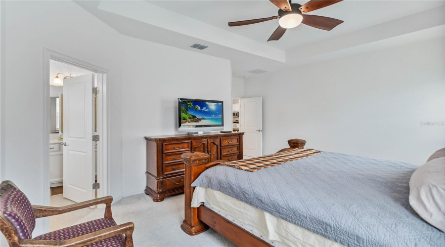 DAVENPORT, Florida 33837, 3 Bedrooms Bedrooms, ,2 BathroomsBathrooms,Residential,For Sale,SAPPHIRE,0,MFRO6409066