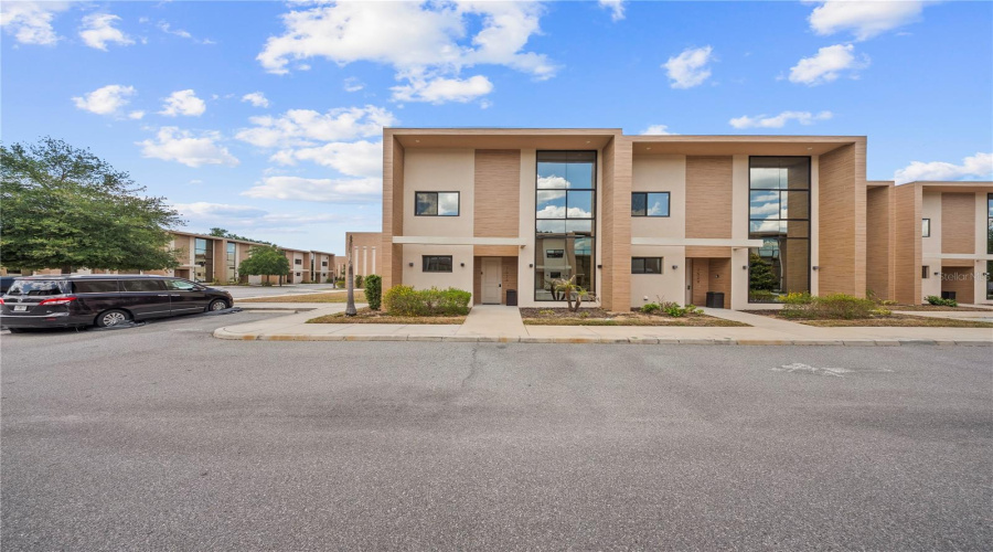 KISSIMMEE, Florida 34747, 4 Bedrooms Bedrooms, ,4 BathroomsBathrooms,Residential,For Sale,BROOKLYN,0,MFRO6409072