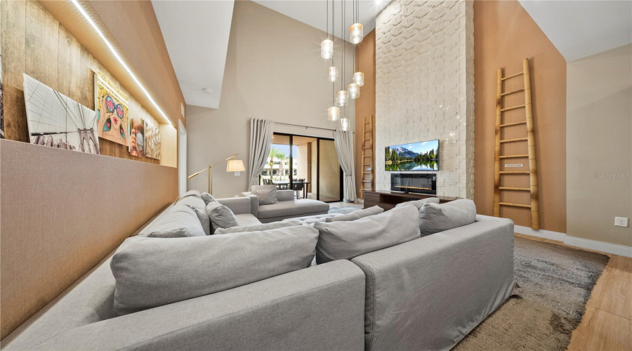 KISSIMMEE, Florida 34747, 4 Bedrooms Bedrooms, ,4 BathroomsBathrooms,Residential,For Sale,BROOKLYN,0,MFRO6409072