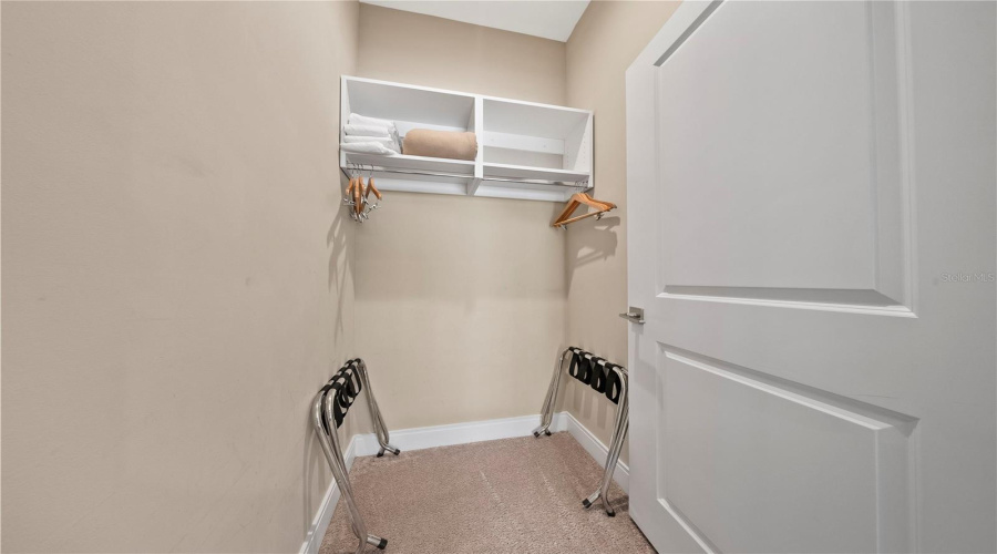 KISSIMMEE, Florida 34747, 4 Bedrooms Bedrooms, ,4 BathroomsBathrooms,Residential,For Sale,BROOKLYN,0,MFRO6409072