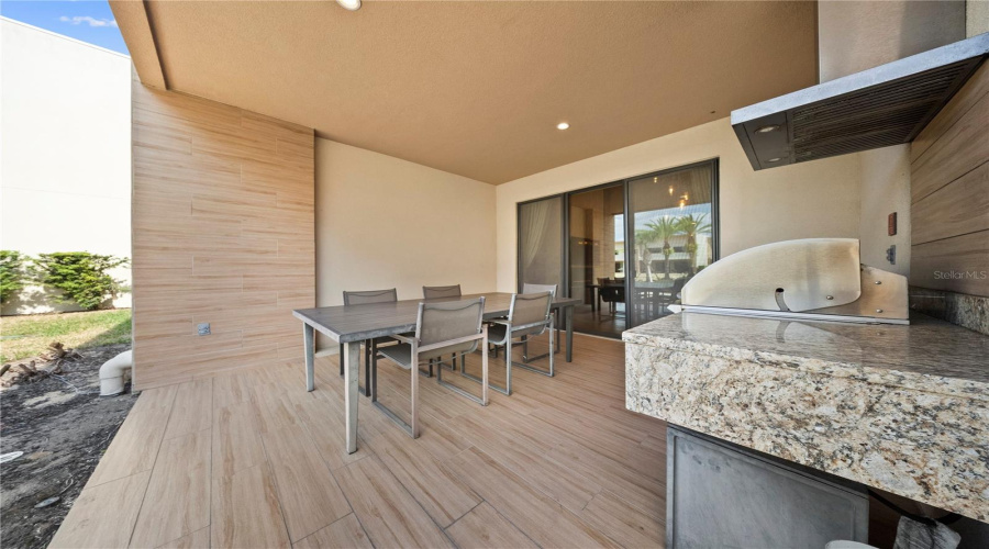 KISSIMMEE, Florida 34747, 4 Bedrooms Bedrooms, ,4 BathroomsBathrooms,Residential,For Sale,BROOKLYN,0,MFRO6409072