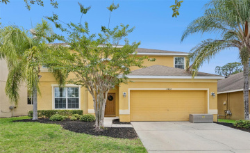 KISSIMMEE, Florida 34746, 5 Bedrooms Bedrooms, ,4 BathroomsBathrooms,Residential,For Sale,NIRVANA,0,MFRO6409118