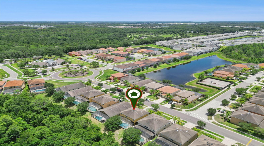 KISSIMMEE, Florida 34746, 5 Bedrooms Bedrooms, ,4 BathroomsBathrooms,Residential,For Sale,NIRVANA,0,MFRO6409118