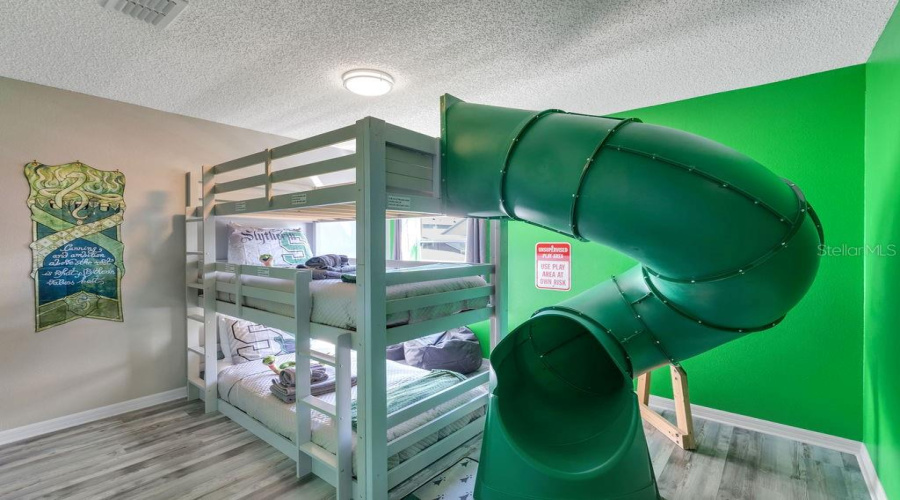 KISSIMMEE, Florida 34747, 7 Bedrooms Bedrooms, ,4 BathroomsBathrooms,Residential,For Sale,SUNRISE KEY,0,MFRO6409259