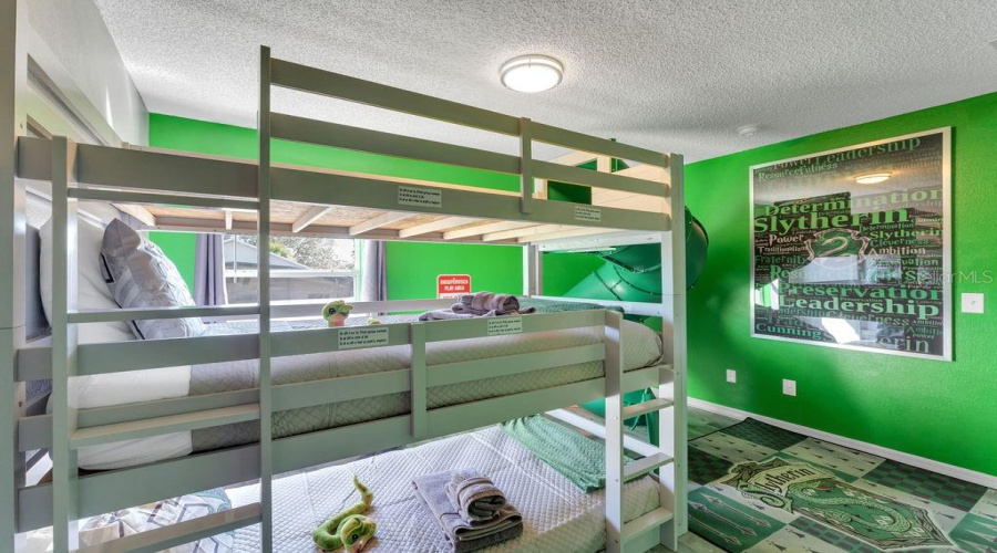 KISSIMMEE, Florida 34747, 7 Bedrooms Bedrooms, ,4 BathroomsBathrooms,Residential,For Sale,SUNRISE KEY,0,MFRO6409259