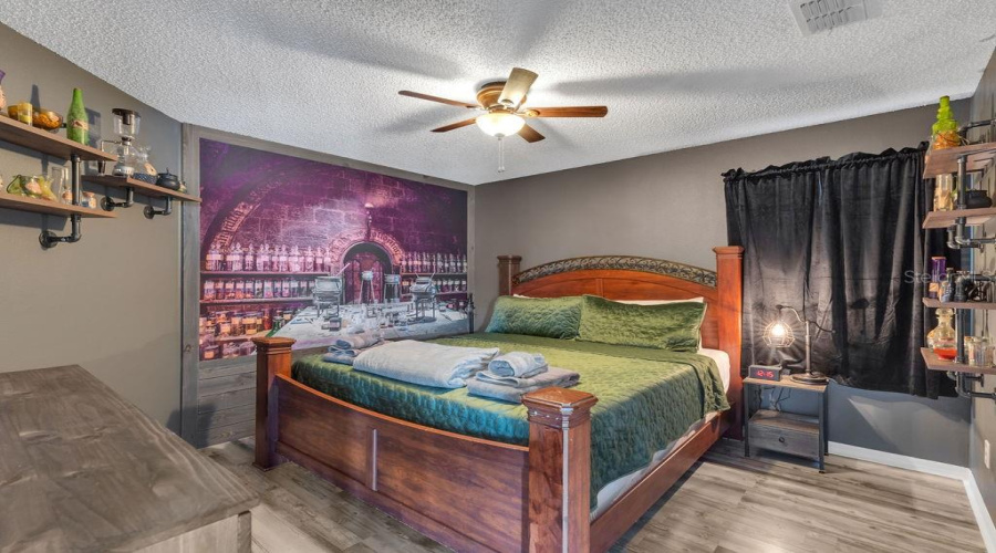 KISSIMMEE, Florida 34747, 7 Bedrooms Bedrooms, ,4 BathroomsBathrooms,Residential,For Sale,SUNRISE KEY,0,MFRO6409259
