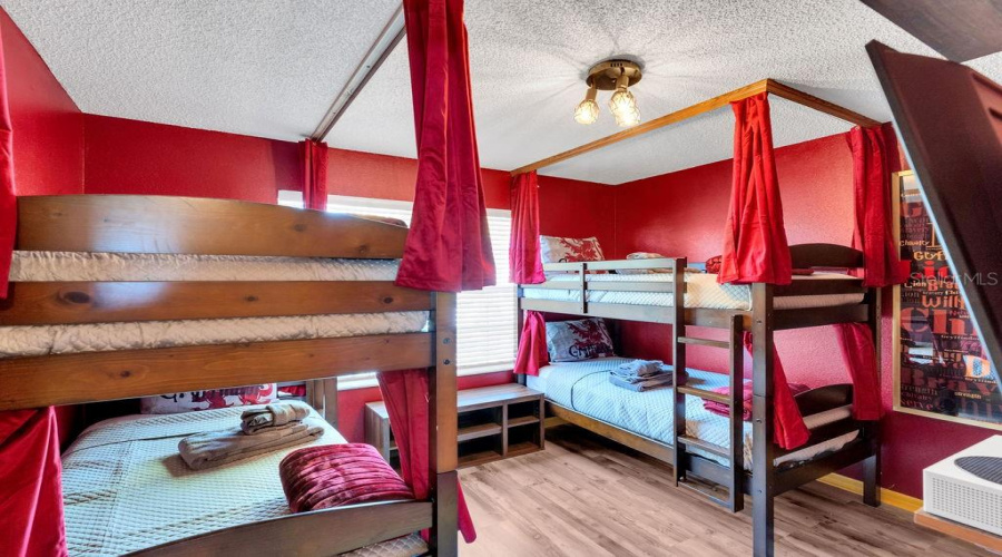 KISSIMMEE, Florida 34747, 7 Bedrooms Bedrooms, ,4 BathroomsBathrooms,Residential,For Sale,SUNRISE KEY,0,MFRO6409259