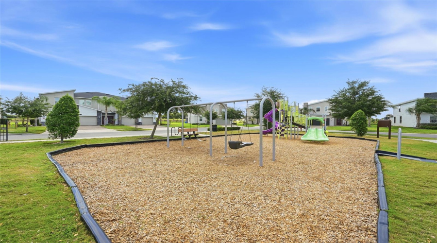 DAVENPORT, Florida 33896, 3 Bedrooms Bedrooms, ,2 BathroomsBathrooms,Residential,For Sale,OCEAN COURSE,0,MFRS5150304