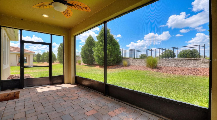 DAVENPORT, Florida 33896, 3 Bedrooms Bedrooms, ,2 BathroomsBathrooms,Residential,For Sale,BLACKWOLF RUN RD,0,MFRS5150290