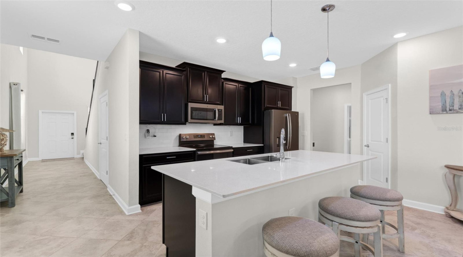 DAVENPORT, Florida 33896, 3 Bedrooms Bedrooms, ,2 BathroomsBathrooms,Residential,For Sale,BLACKWOLF RUN RD,0,MFRS5150290