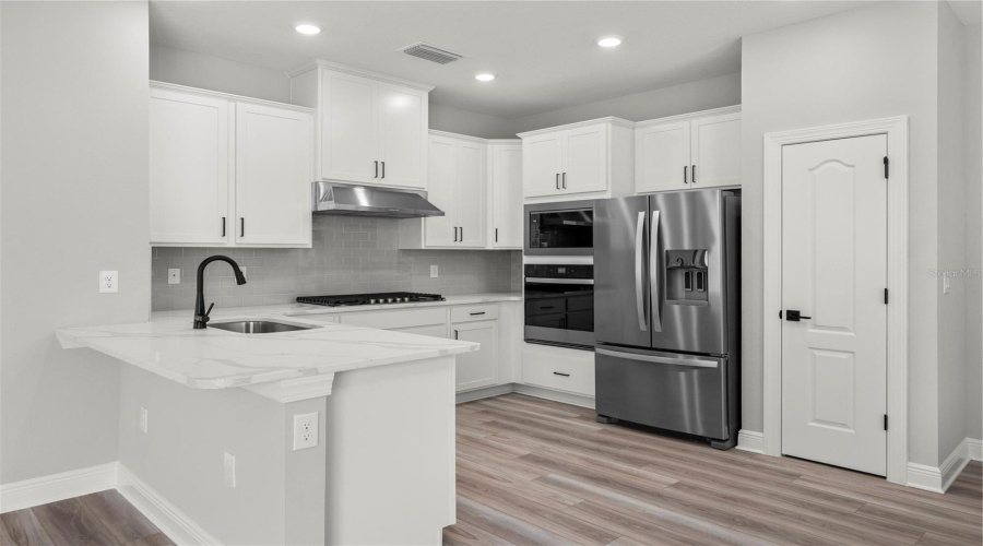 KISSIMMEE, Florida 34747, 4 Bedrooms Bedrooms, ,3 BathroomsBathrooms,Residential,For Sale,SOMERSWORTH,0,MFRTB8510749