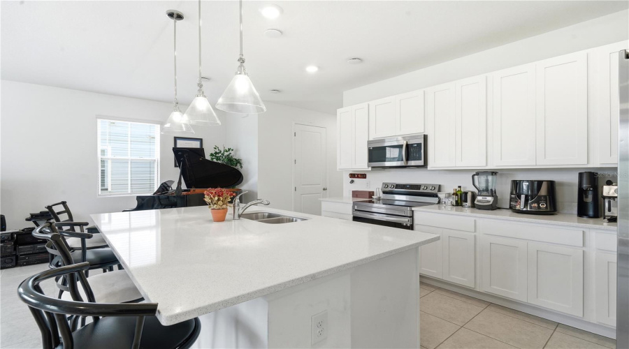 DAVENPORT, Florida 33896, 3 Bedrooms Bedrooms, ,2 BathroomsBathrooms,Residential,For Sale,LONGBOAT,0,MFRS5150354