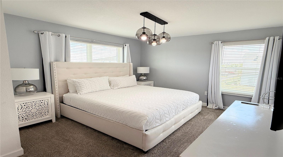 DAVENPORT, Florida 33896, 5 Bedrooms Bedrooms, ,4 BathroomsBathrooms,Residential,For Sale,SPLASH SHOT,0,MFRO6403610