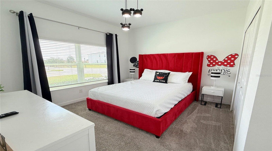 DAVENPORT, Florida 33896, 5 Bedrooms Bedrooms, ,4 BathroomsBathrooms,Residential,For Sale,SPLASH SHOT,0,MFRO6403610