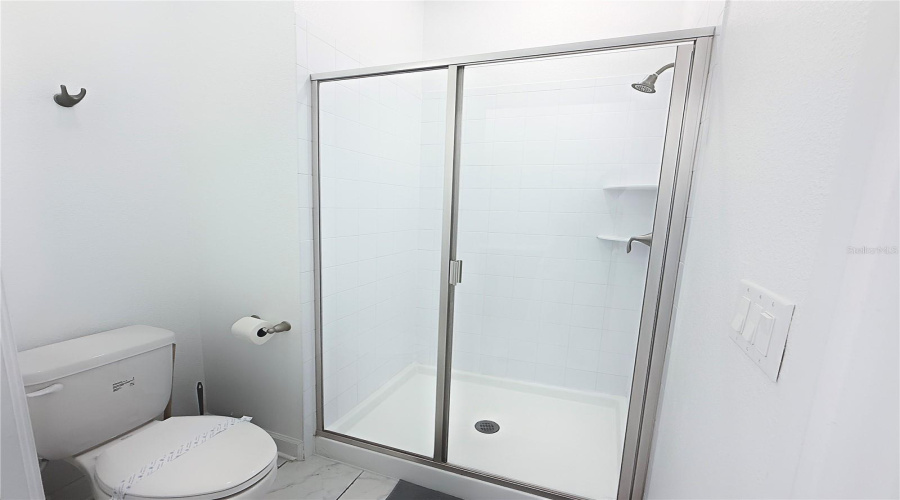 DAVENPORT, Florida 33896, 5 Bedrooms Bedrooms, ,4 BathroomsBathrooms,Residential,For Sale,SPLASH SHOT,0,MFRO6403610